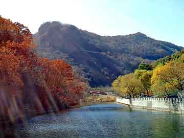 新澳门二四六天天彩，荔湾广场闹鬼